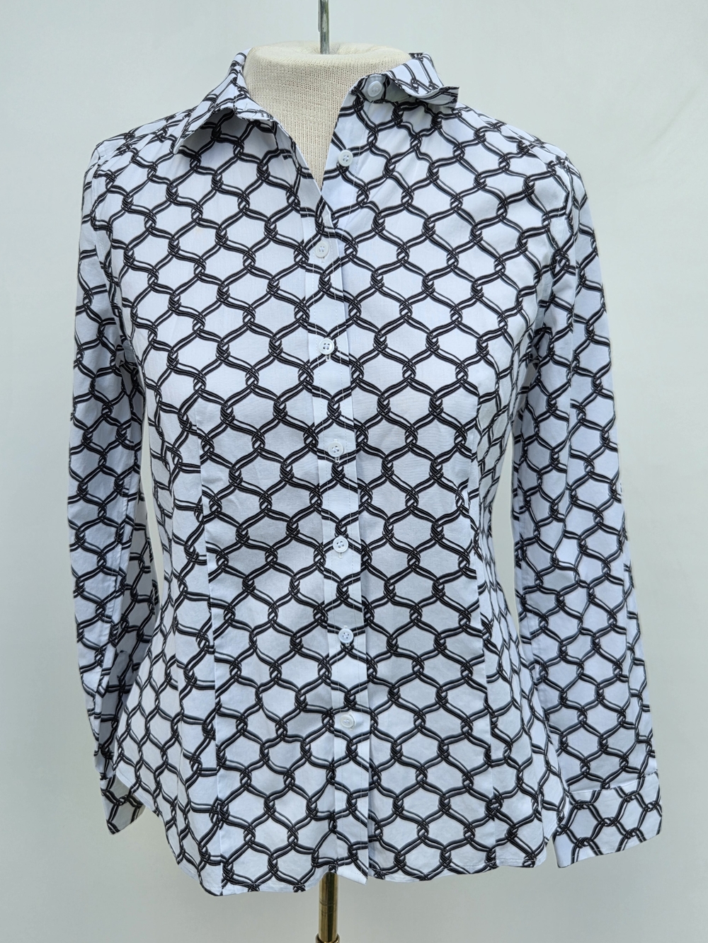 Talbots Wrinkle Resistant Geometric Chain Pattern Button Down Shirt Size-4P